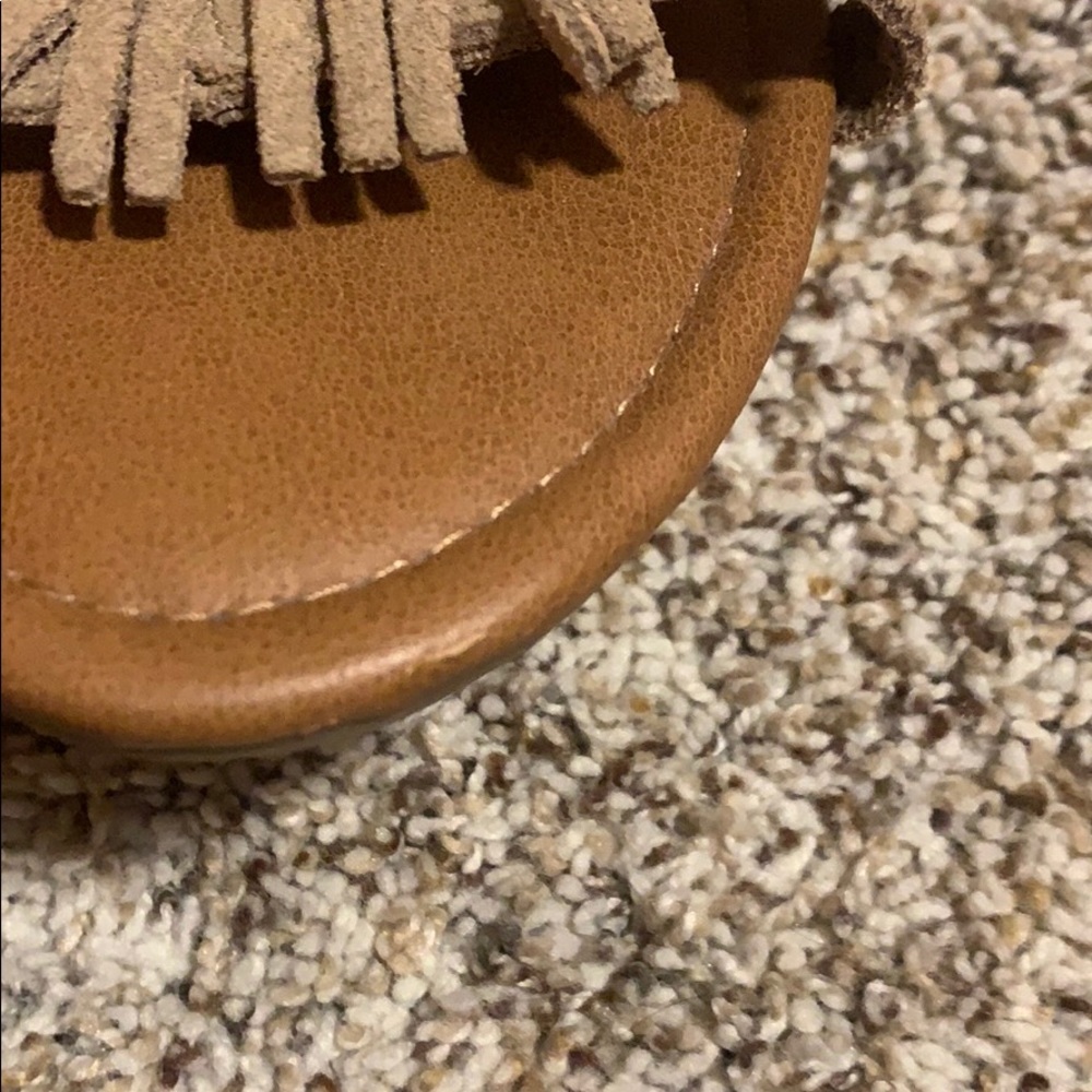 Minnetonka fringe wedges 🌻 - Picture 6 of 9